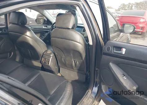 2016 Kia Cadenza из США, поврежденный, VIN KNALN4D76G5216362